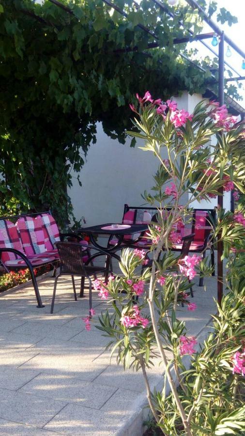Apartments Zegarac House Korenica Ngoại thất bức ảnh